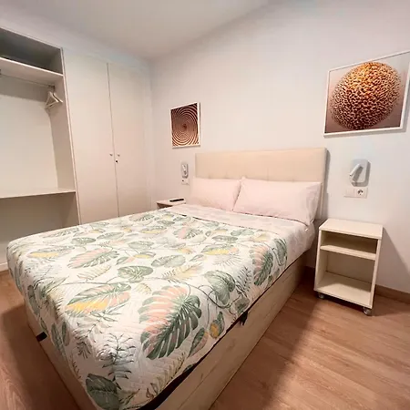 Gran Ritz Grupos Y Familias Terraza Y Parking Doble Apartment Malaga